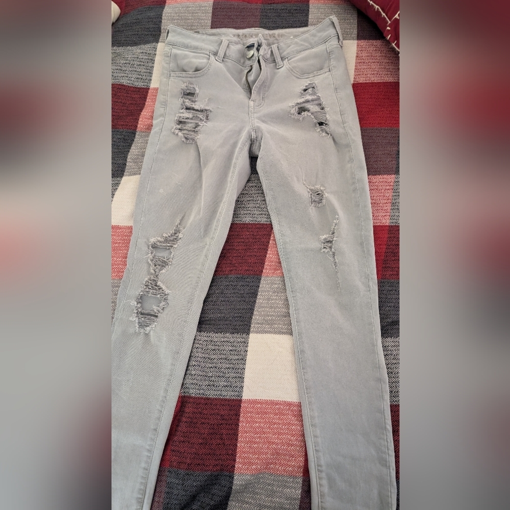 AE Distressed.Jeans